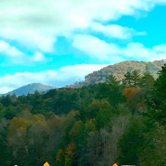 Meet your Posher! - Picture 1 of 1